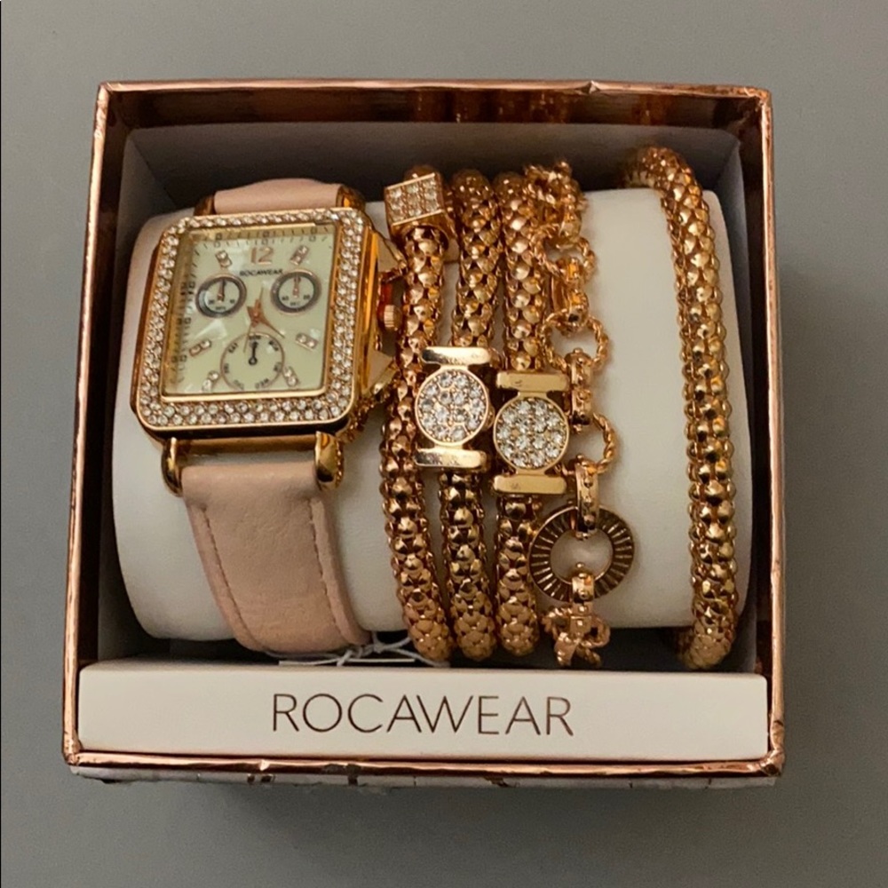 Watch and bracelet gift set